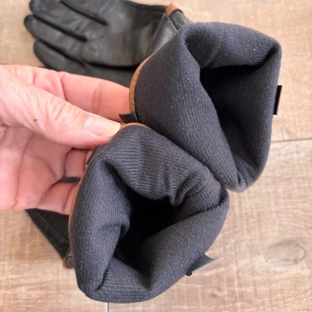 Nordstrom Tarnish Leather Gloves Black with Bows Women's Size Small